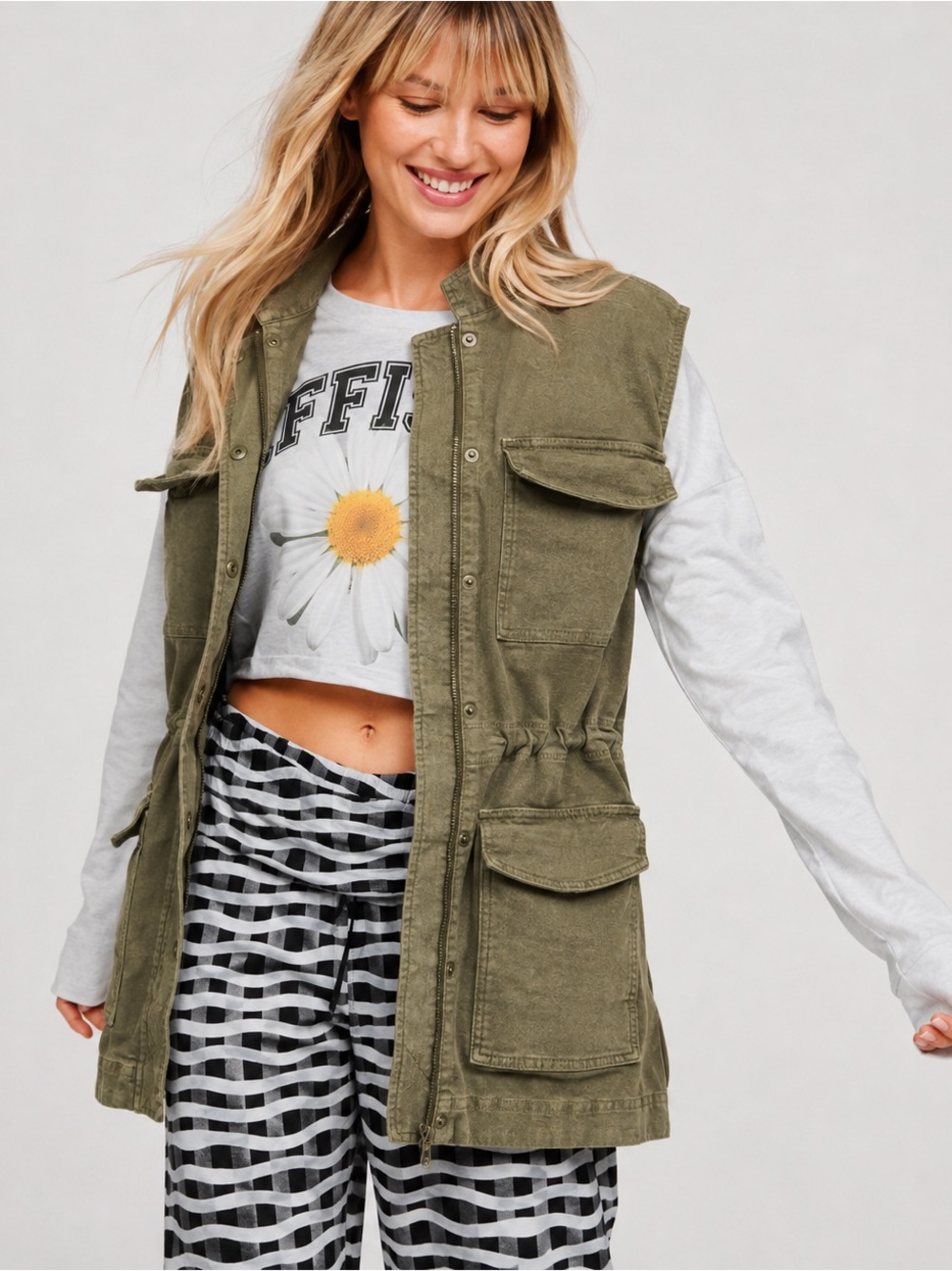 Offline by Aerie Military Utility Cargo Vest in Khaki Olive Green Size Medium